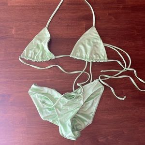 Frankie’s bikinis/ Naomi Osaka